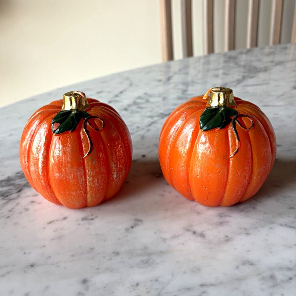 Set of 2 Pumpkin Candles New Never Used Orange Green Gold